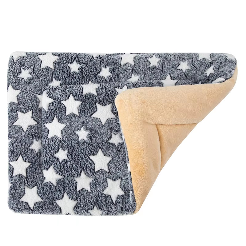 Pet Sleeping Mat Dog Bed Cat Bed Soft Fur Thickened Blanket Pad Velvet Household Washable Warm Footprint Star Pattern Blanket